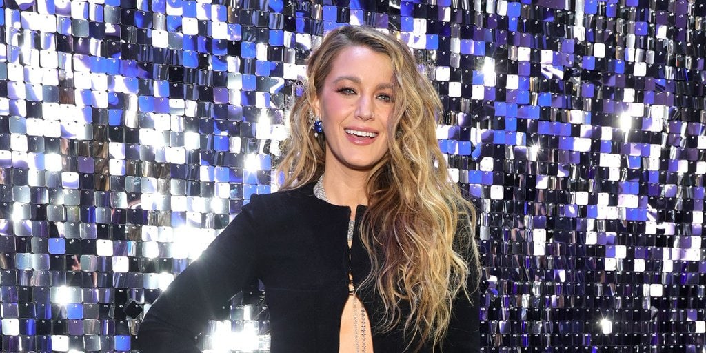 Blake Lively's 'Disco Waves' Are the More Glamorous Version of Beach Waves